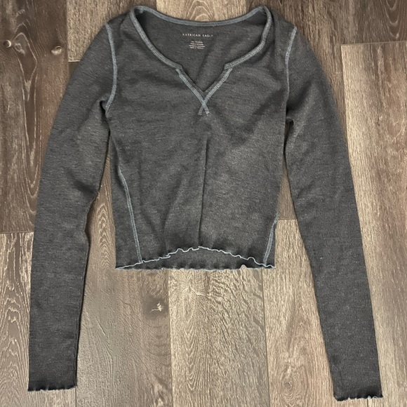 American Eagle Outfitters Tops - American Eagle Long Sleeve